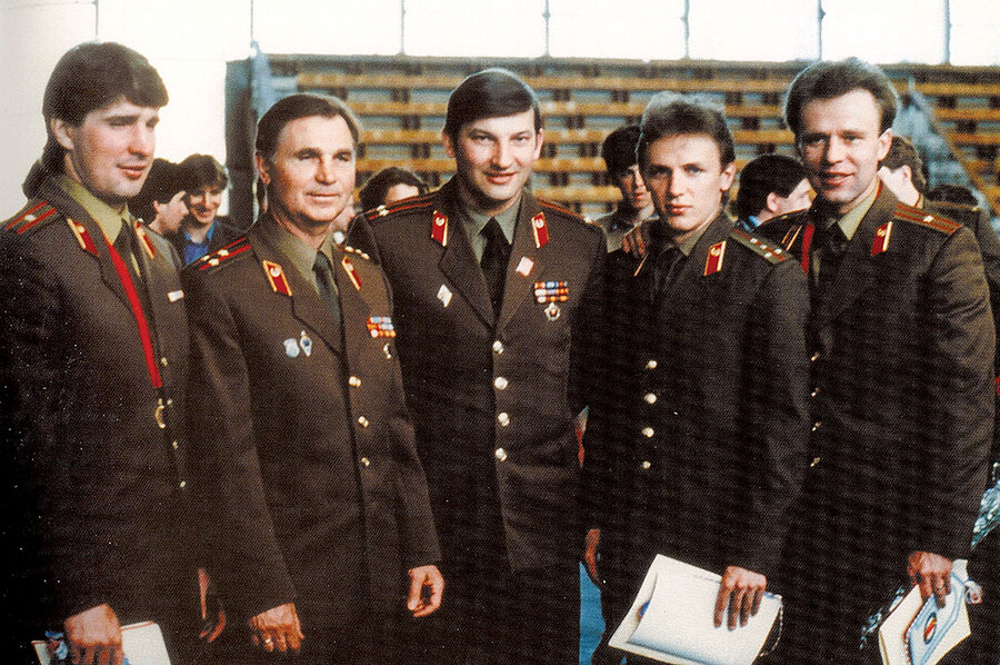 Putin's Hockey Pal Tells All: Slava Fetisov on 'Red Army,' Soviet  Nostalgia, and What Drives Putin