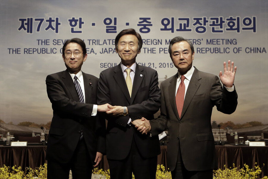 South Korea, Japan, China agree to summit - CSMonitor.com