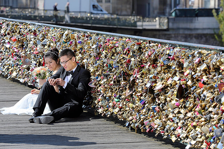 Love Locks on Pont Des Arts Bridge in Paris being taken down
