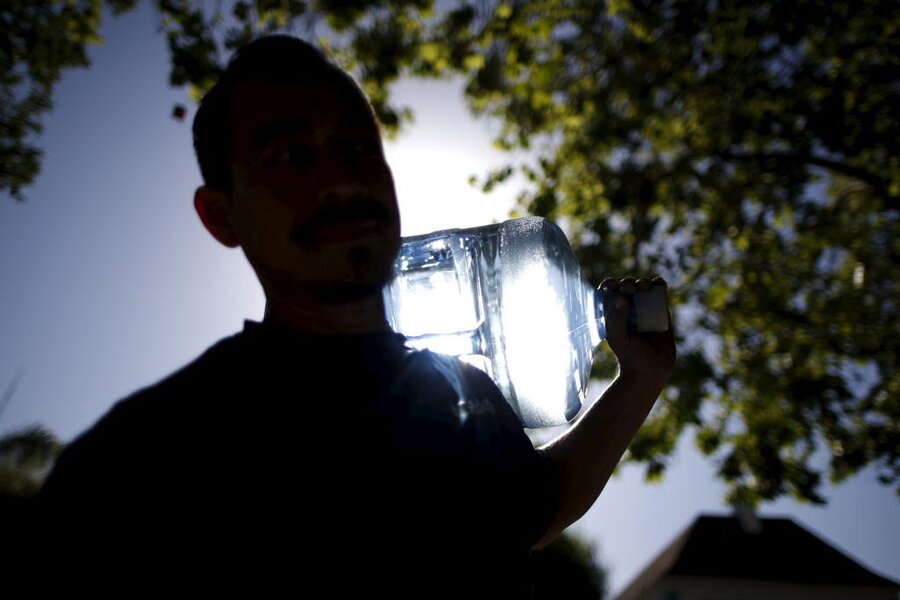 Texas communities embrace 'toilet-to-tap' water: Will California follow  suit? 