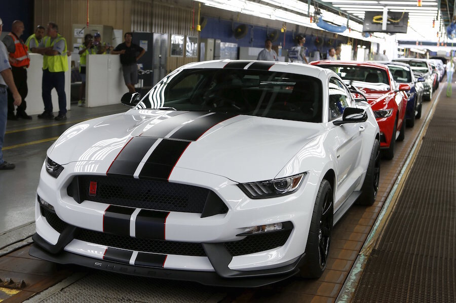 2015 Shelby Super Snake Unveiled With Up To 750 Bhp