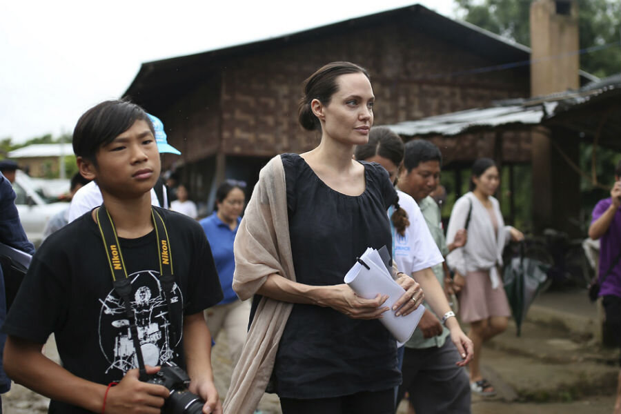 Angelina Jolie criticizes U.S. response to refugees as 'politics