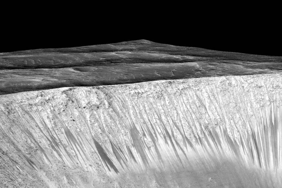 why-is-liquid-water-on-mars-necessary-for-life-csmonitor