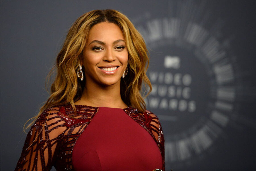 Beyonce sings live, dominates Super Bowl XLVII halftime