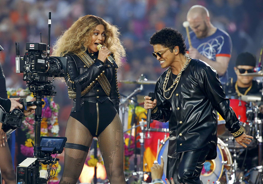 Watch Coldplay, Beyoncé and Bruno Mars' Super Bowl halftime show