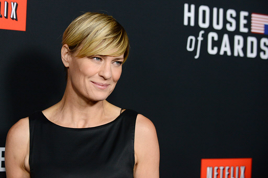 House Of Cards Robin Wright Summons Claire Underwood Equal Pay Or Else Csmonitor Com