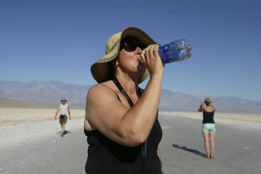 How charities are helping the Southwest cope with scorching heat ...