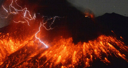 1003158_1_0914-sakurajima-volcano-eruption.jpg_standard.jpg