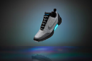 How do Nike s self lacing sneakers work CSMonitor