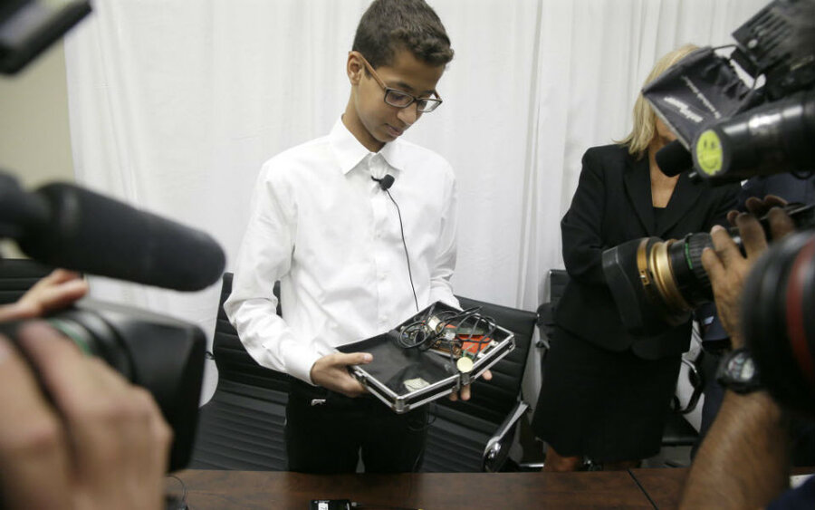 Why the family of Ahmed 'the clock kid' is suing Glenn Beck and a Texas mayor - CSMonitor.com