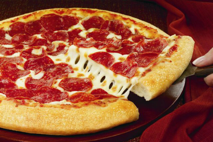 pizza-hut-reports-slumping-sales-is-the-love-affair-with-the-popular