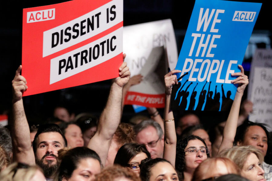 How The Aclu Is Training Protesters In The Resistance Movement 2856