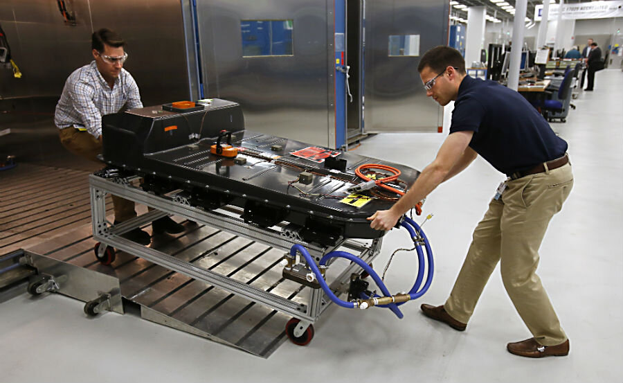 Trump Backpedals On Fuel Economy Why That s Not The End Of Electric trump-backpedals-on-fuel-economy-why-that-s-not-the-end-of-electric