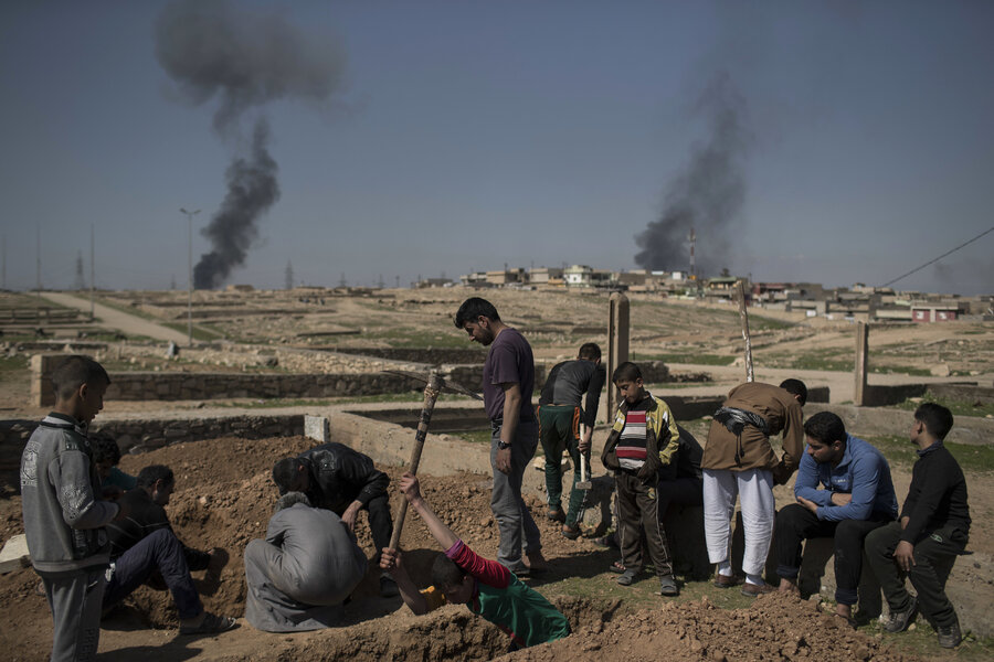 Airstrikes in Mosul kill civilians: Are US rules of engagement getting ...