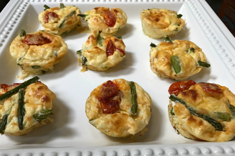 Crustless quiche bites with asparagus and ovendried tomatoes