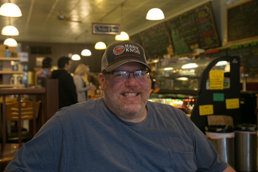 Fried pickles and populism: a diner tour of Trump Country - CSMonitor.com