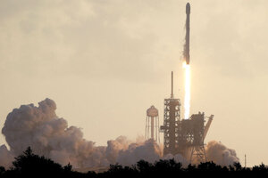 SpaceX Launches Classified Spy Satellite For US Department Of Defense ...