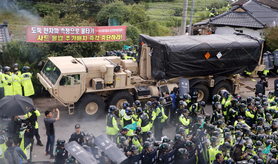 South Koreans Turn Out To Protest Us Efforts To Strengthen Thaad Defense System 
