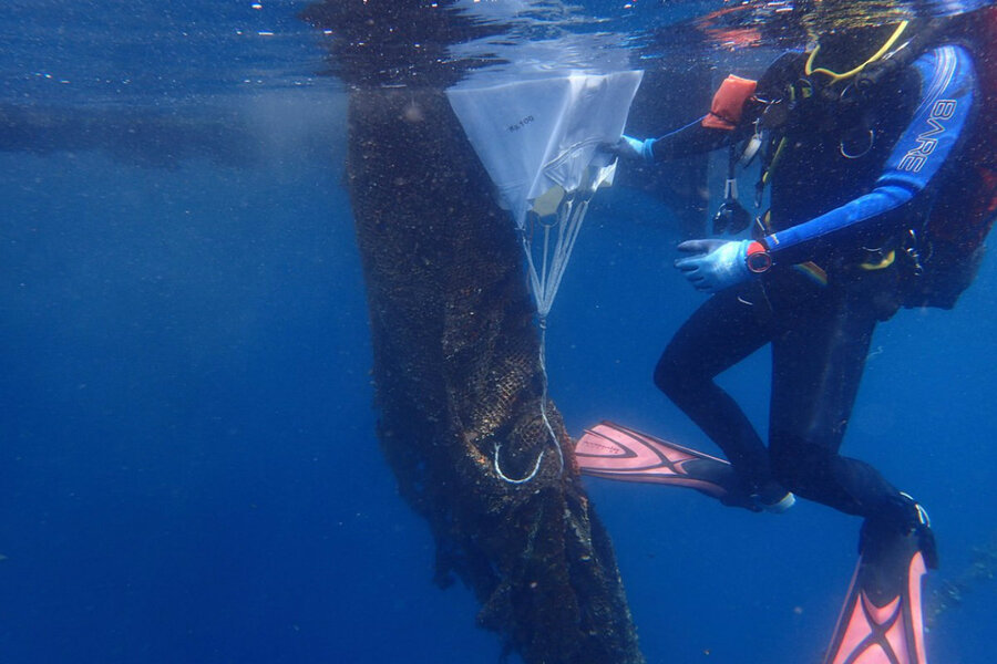 Divers help to remove abandoned, destructive 'ghost' nets 