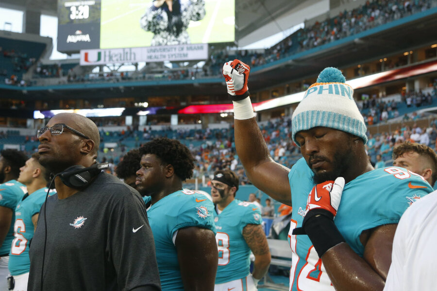 As Nfl Preseason Begins So Do Protests By Players