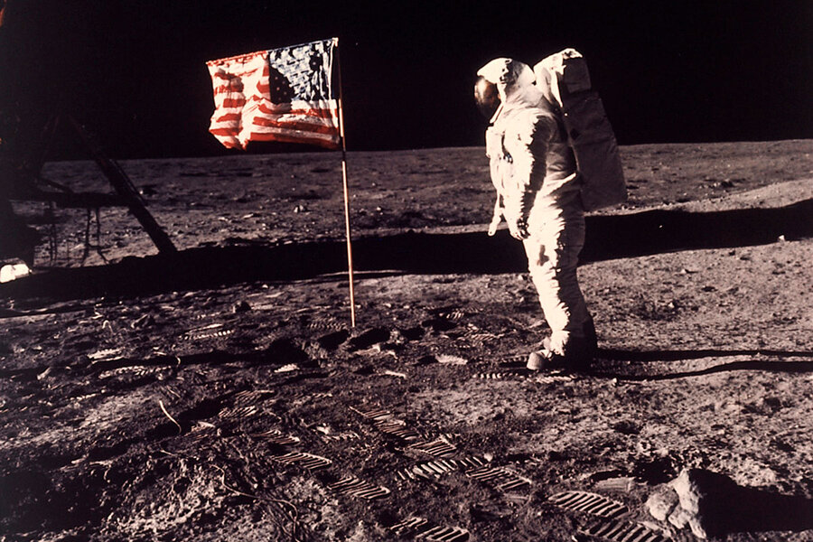 Tapijt Duidelijk maken calcium Apollo 11 at 50: How the moon landing changed the world - CSMonitor.com