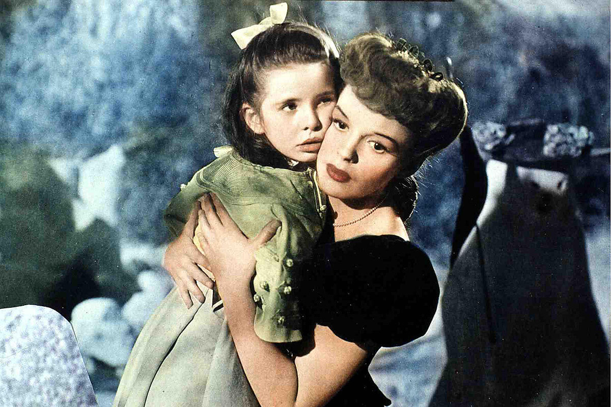 Margaret O'Brien and Judy Garland star in "Meet Me in St. Louis. 