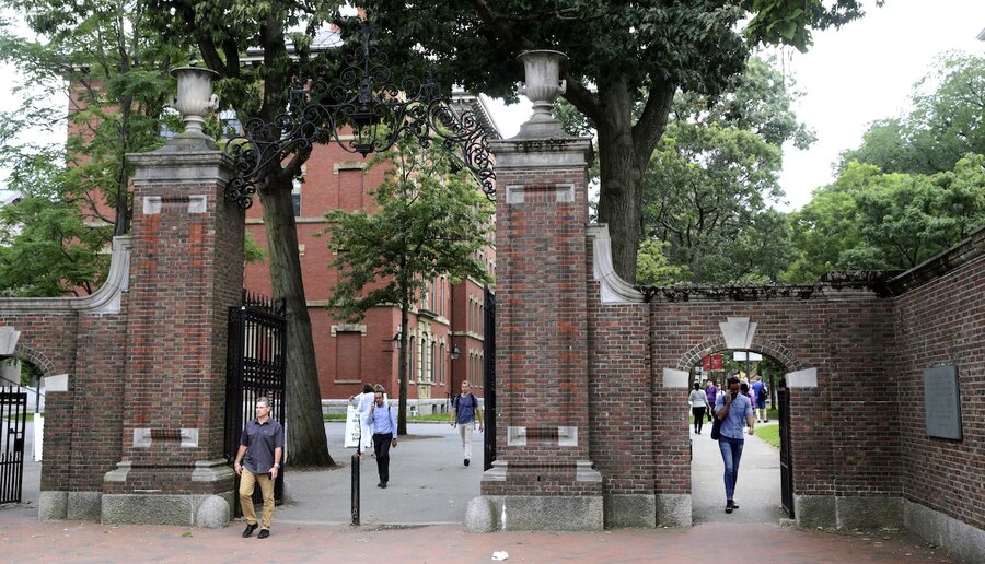 Harvard, MIT sue ICE to keep international students on campus thumbnail