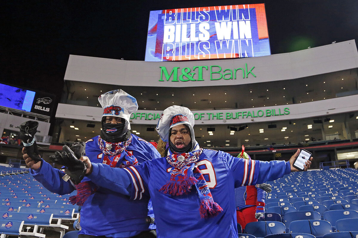 Bills Fans Raise Money in Honor of Ravens' Lamar Jackson