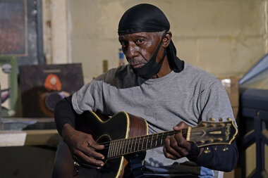 In Mississipi, Jimmy 'Duck' Holmes is keeping the Bentonia blues alive - Vimarsana News