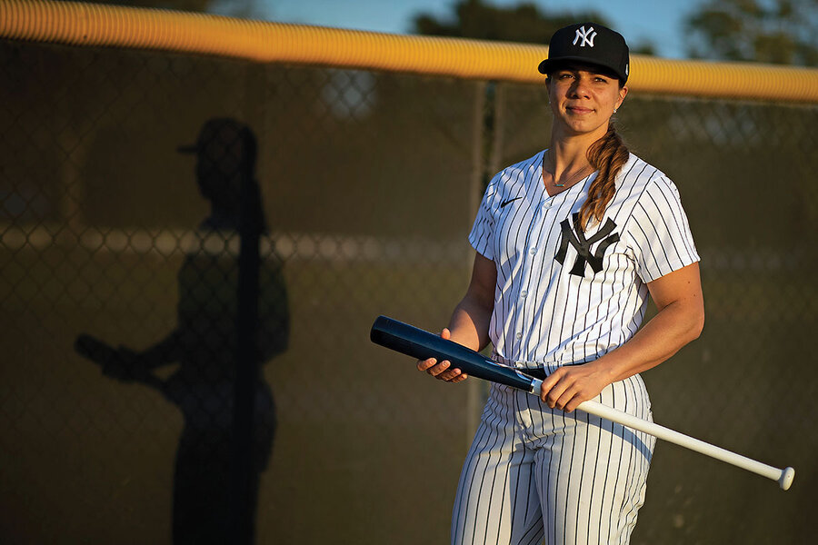 Girls' Generation roots for baseball players in LA