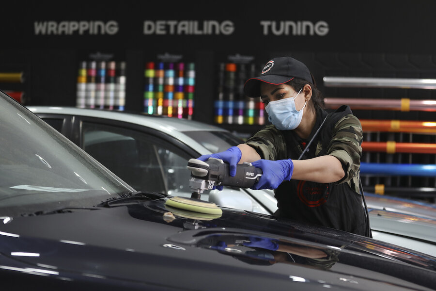 Against the grain: An Iranian woman finds success as auto detailer 