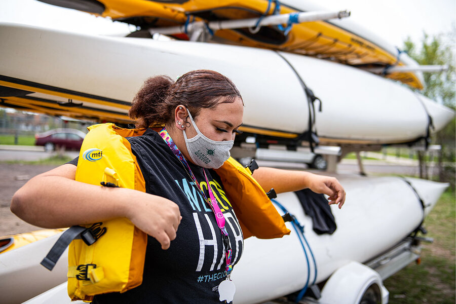 Overcoming The Outdoors Diversity Gap: These Hiking Clubs Are