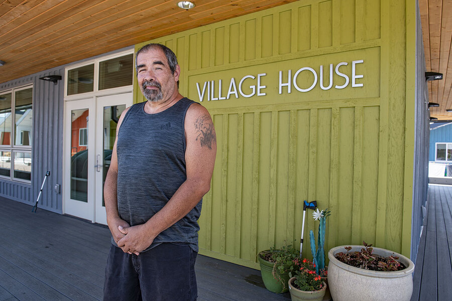 Albuquerque's Tiny Home Village offers path out of homelessness 