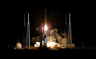 NASA's asteroid hunter Lucy soars into sky with diamonds - Vimarsana News