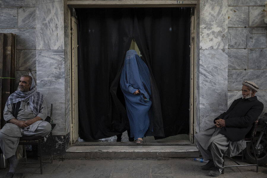 Afghan Shiites turn to Taliban for protection as IS threat looms