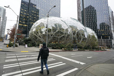 Amazon cloud outage shows weak links in internet concentration - Vimarsana News