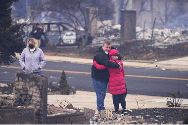 Colorado fire brings outpouring of generosity and hands-on help - Vimarsana News
