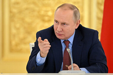 War with Ukraine? Russians don't want it, but feel they lack control. - Vimarsana News