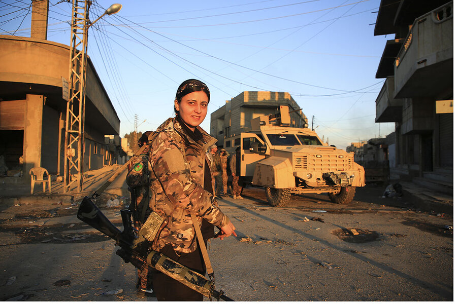 Syria's female soldiers prepare to take on Isis in battle for