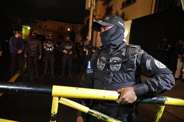 US tries to extradite Honduran ex-president suspected of corruption - Vimarsana News