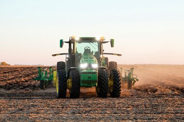 Self-driving tractors could help farmers beat production woes - Vimarsana News