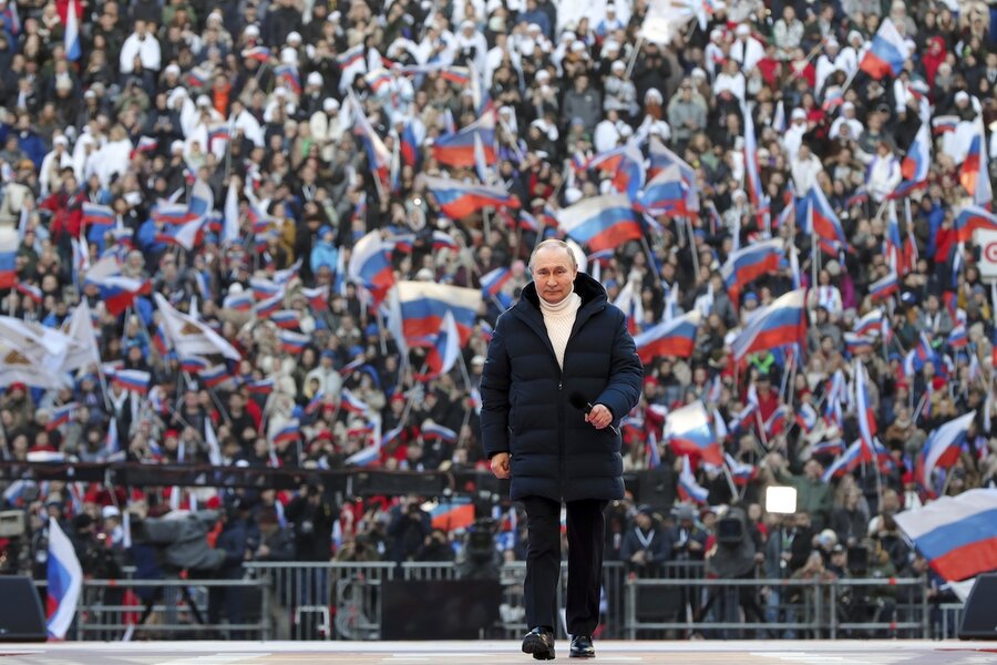 Putin fills stadium in Moscow to rally support for Ukraine attacks - CSMonitor.com