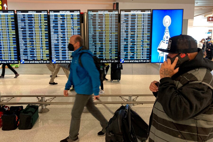 Airlines make masks optional after federal judge's ruling thumbnail