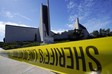 California churchgoers band together to stop shooter - Vimarsana News