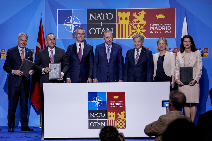 Message to Moscow: NATO invites Fins and Swedes to join