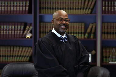 Detroit limits use of cash bail, aiming to relieve racial inequality - Vimarsana News