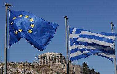 Prodigal nation: Europe pats Greece on the back - Vimarsana News