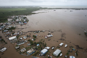 Hurricane Fiona Floods Puerto Rico, National Guard Rescues Hundreds ...