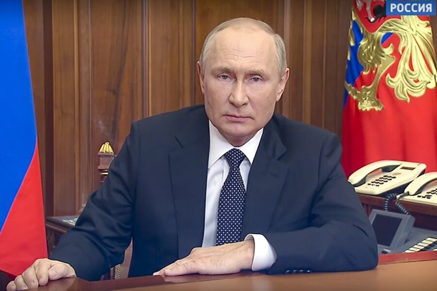 Putin mobilizes new Russian troops, makes veiled nuclear threat