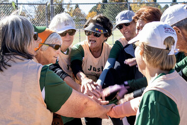Senior women find joy on the softball field: Meet the Colorado Peaches - Vimarsana News